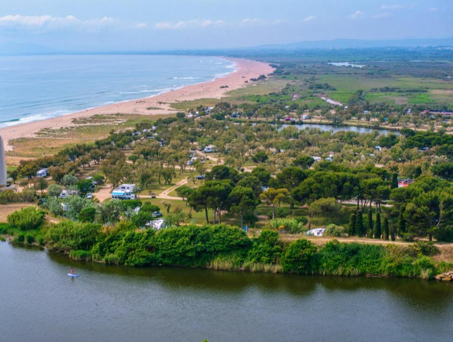 Spondylus II Apartment Empuriabrava Bagian luar foto